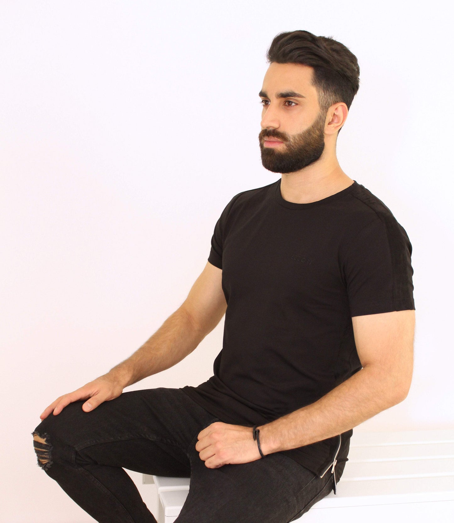 EZZOTI Suede Stripe Cotton Side Zip T-Shirt - Black
