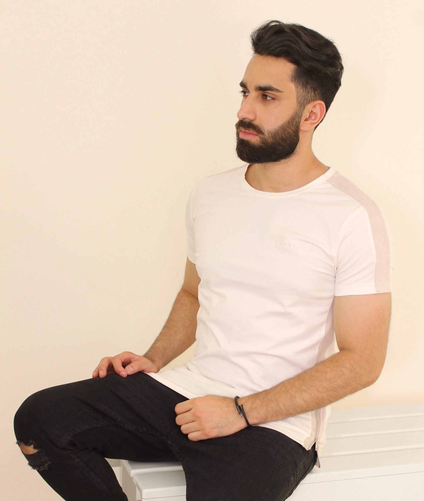 EZZOTI Suede Stripe Cotton Side Zip T-Shirt - Off White