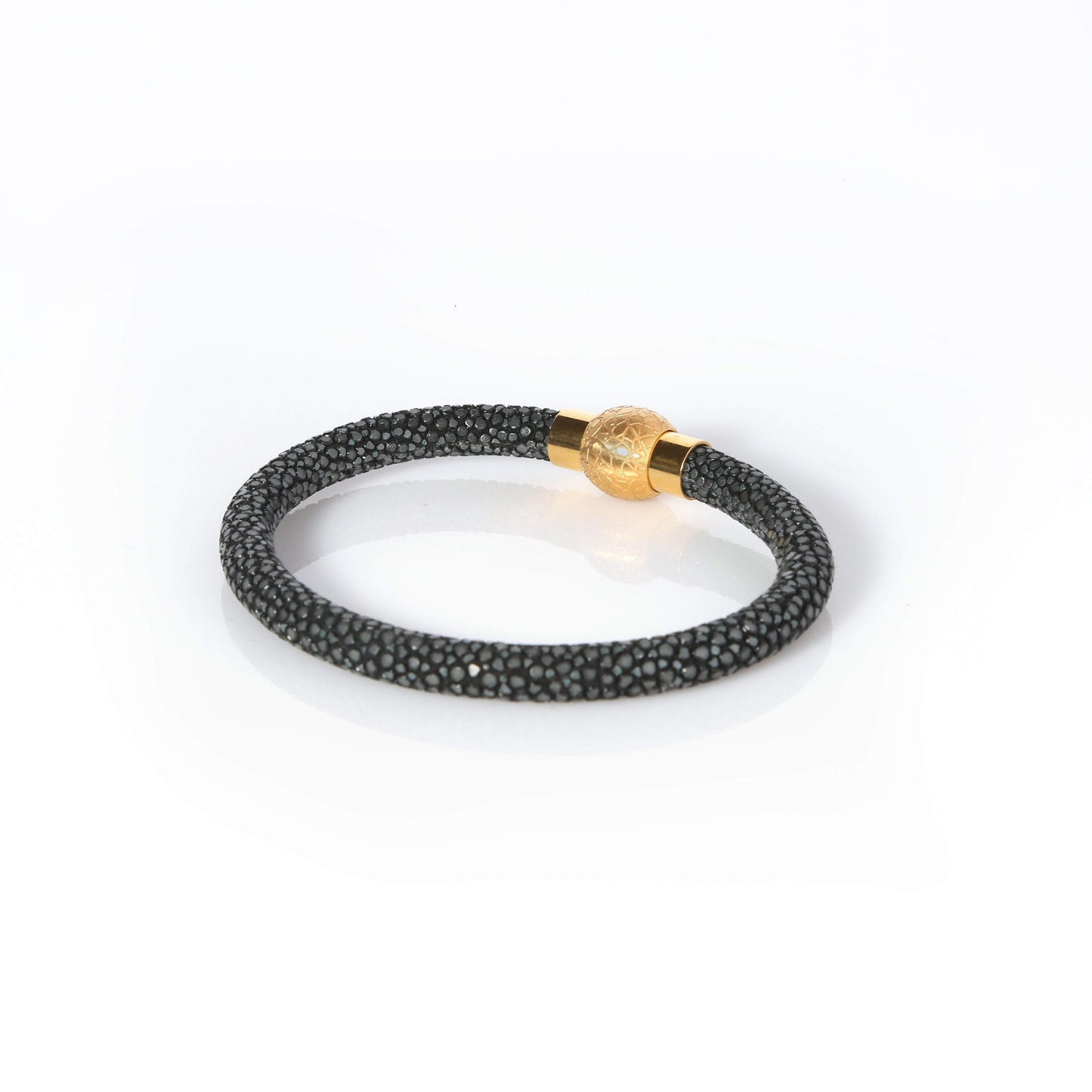 Zeus Genuine Stingray Leather Bracelet - Black/Gold - EZZOTI